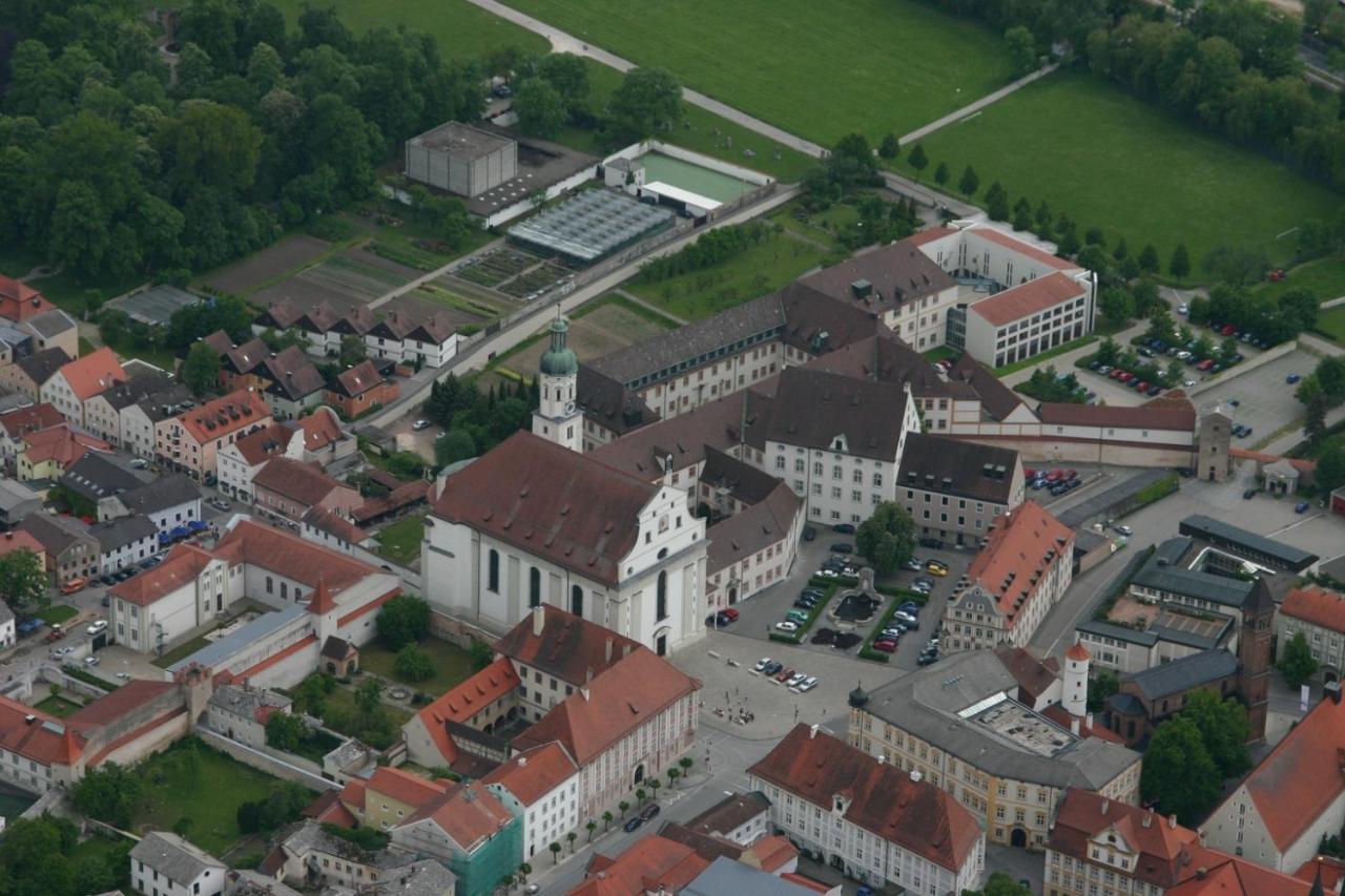 Bischoefliches Seminar St. Willibald Eichstatt Exterior photo